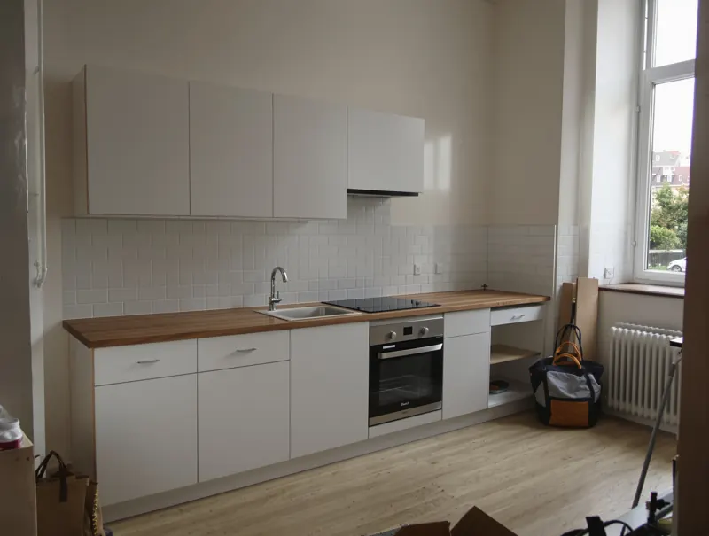 Montierte gebrauchte Küche in einer Leipziger Altbauwohnung